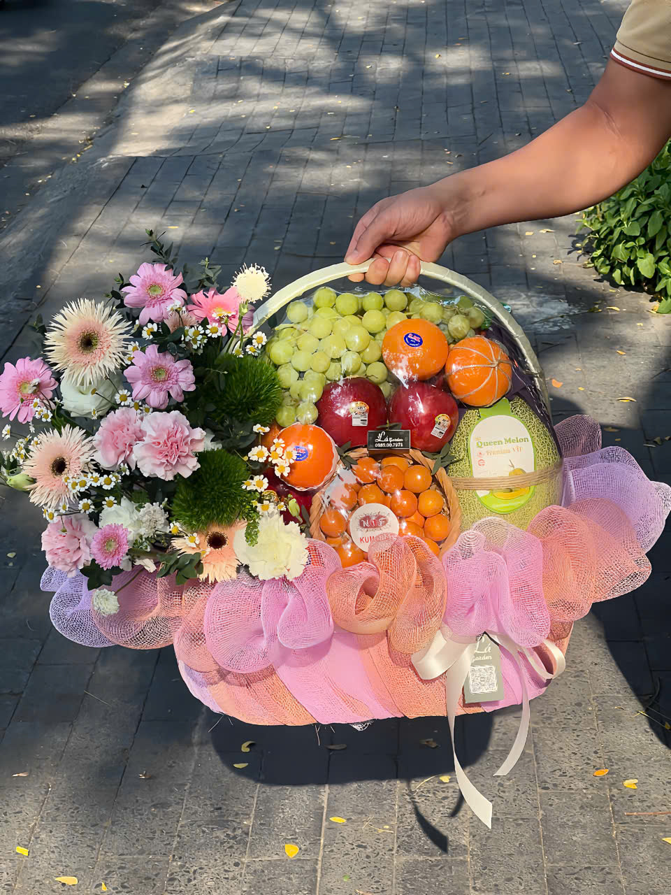 Giỏ trái cây chúc mừng cao cấp